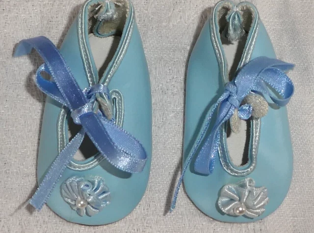 Ancienne paire de chaussures en cuir pour poupée ancienne JUMEAU DEP SFBJ