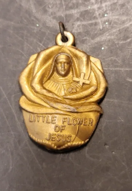 Medalla Santa GT Acrílico Vintage Católica Pequeña Flor de Jesús Santa Teresa