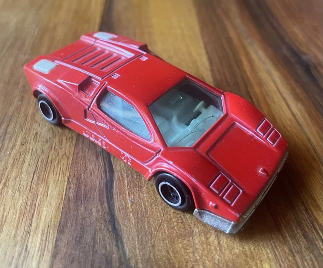 Lamborghini Countach rouge avec boîte MAJORETTE | Rakuten