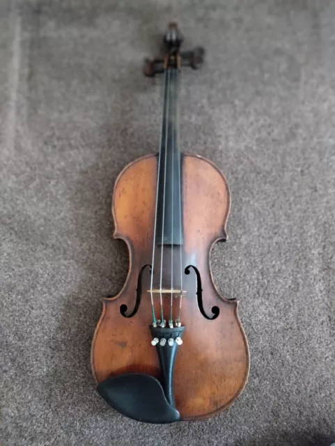 Beautiful antique violin about 100 years old, family owned  for last 50 years