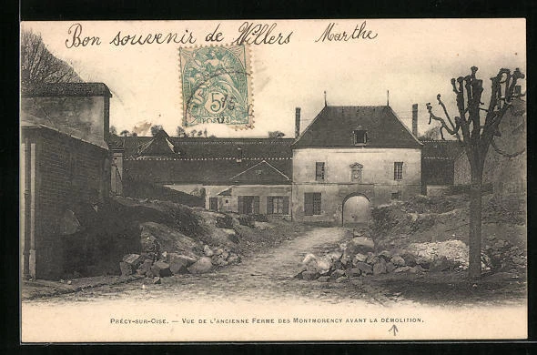 CPA Precy-sur-Oise, view of the Ancienne Ferme des Montmorency before the Demolition