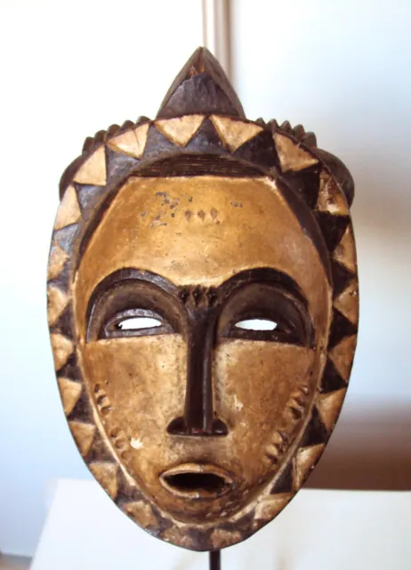 STUNNING VINTAGE YAURE PASSPORT Mask Baule African Carving POLYCHROME RARE!!