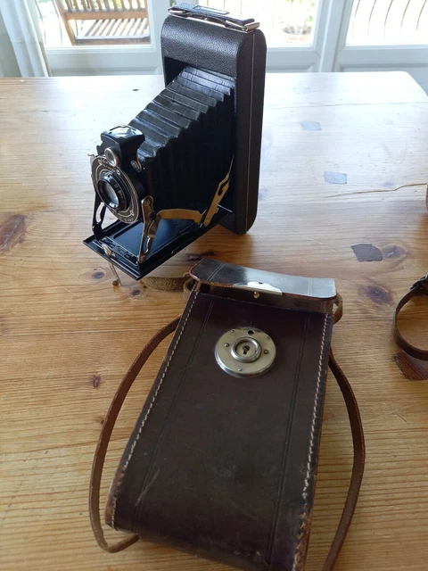 Appareil photo de collection soufflet Kodak six 16 Brownie pliant