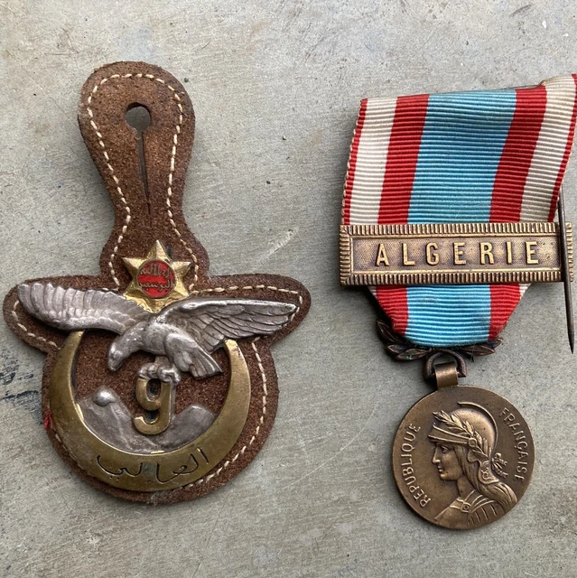 Insigne Militaire 9° Régiment de Chasseurs Parachutistes GI Y Delsart /P88