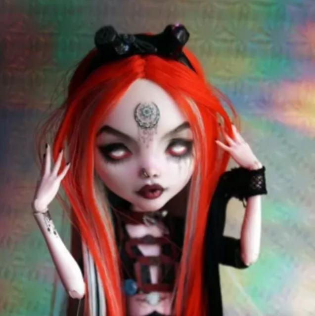 JOAPHIA ARTES E CIA: BONECA DRACULAURA EM E.V.A. 3D - MONSTER HIGH