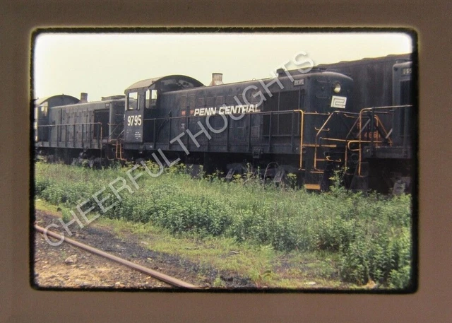 Original '73 Ektachrome Slide PC Penn Central 9795 Altoona, PA    36B59