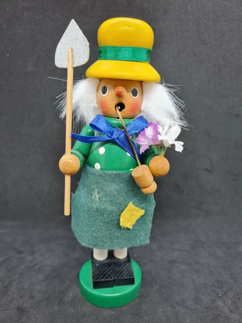 Räuchermann / Räuchermännchen Gärtner mit Blumen, evt Steinbach (?) Erzgebirge