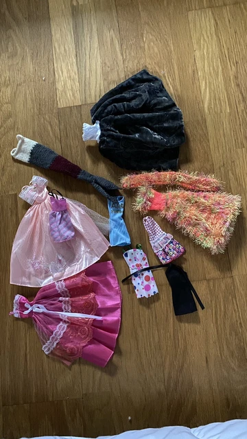 Lot 5 jolies ROBES fillette poupée ANCIENNES diverses couleurs années 50