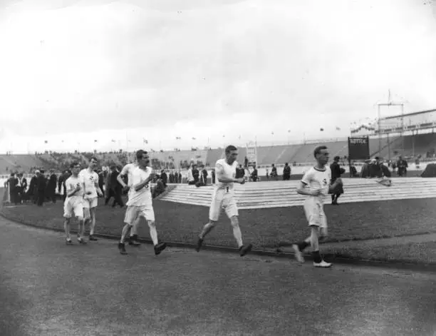 start 10 Mile Walk White City Stadium 1908 London Olympics George - 1908 Photo