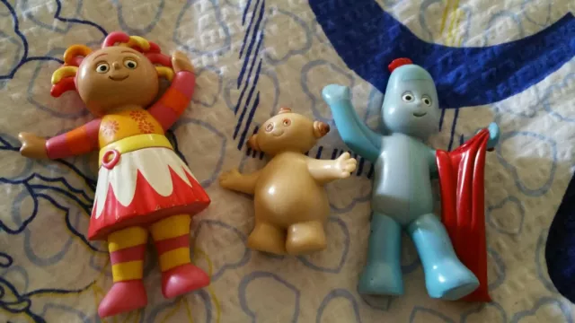 ENSEMBLE IGGLE PIGGLE upsy marguerite makka pakka EUR 12 88