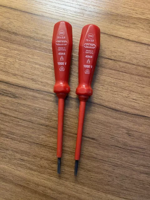 CK VDE slotted Insulated Screwdriver - 1000V 4944 2.8x75 - Lot of 2