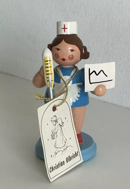 Krankenschwester mit Fieberthermometer von CHRISTIAN ULBRICHT Erzgebirge 2608/21