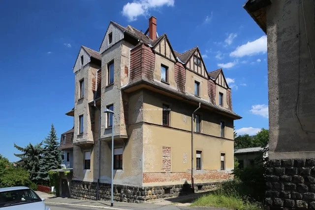 Mehrfamilienhaus in ruhiger Lage zu verkaufen, Preis VB Mehrfamilienhaus in ruhiger Lage zu verkaufen, Preis VB