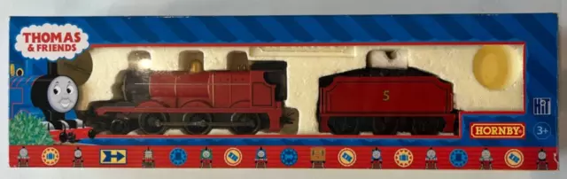 Hornby Thomas & Friends James The Red Engine Locomotive Oo Gauge R852 - Bnib