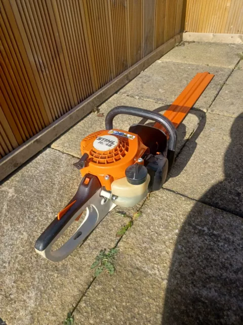 STIHL HS45 2 Stroke Petrol Hedge Trimmer 24"