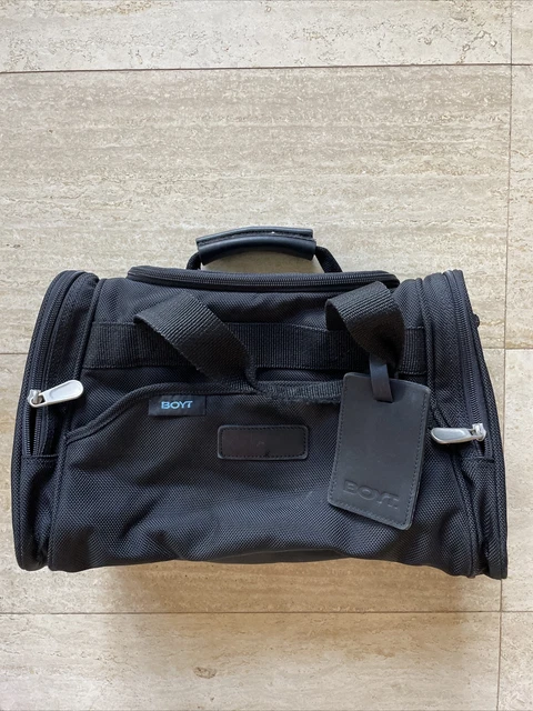 Boyt Duffel Bag Tote Luggage Carry On Black  Zipper Canvas Overnight