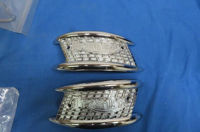 Triumph 350 500 650 ‘Garden Gate’ Tank Badges 3 Gallon # 82-4127 82-4128  PP2008