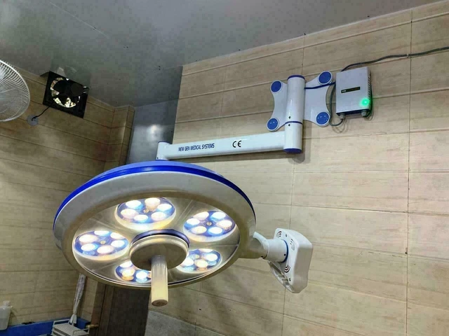Examination OT Light Operation Theater Light Single Arm LED OT Light For Surgery