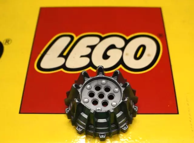 LEGO 64712 Flat Silver Wheel Hard Plastic with Small Cleats and Flanges