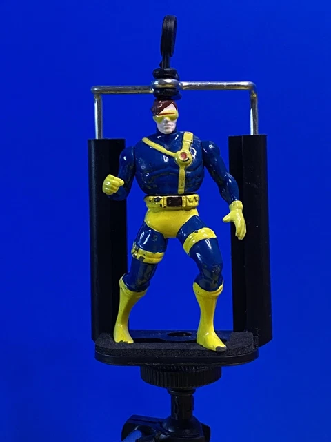 Used 1994 Toy Biz Marvel Mini Cyclops X-Men Die Cast Metal Figurine 2 1/2 inch