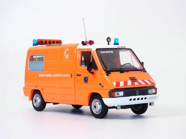 Renault Master I T30 D | Poste de Commandement Sapeurs Pompi