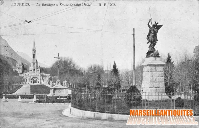 Carte postale ancienne - Lourdes, la basilique