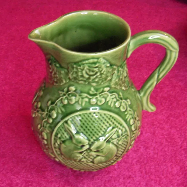 Bordallo Pinheiro (Rabbit - Green) 7 1/2" 48 oz PITCHER  2 nips on spout