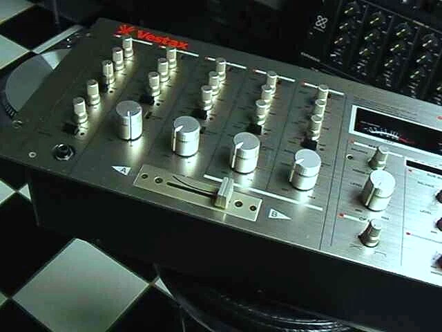 Vestax PMC-46 ロータリー　DJ ミキサー　4チャンネル Vestax PMC 46 Gold Rotary MIxer (New) In Box | eBay
