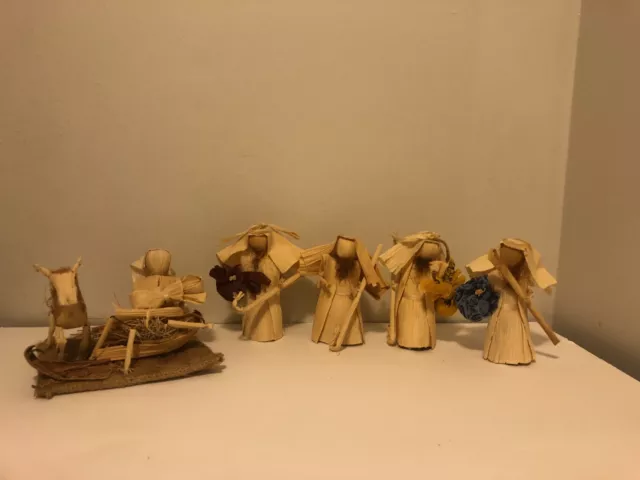 Nativity Set Corn Husk Dolls Christmas Colorful Folk Art