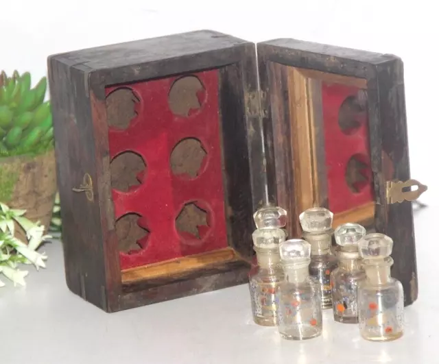 Vintage Holz Handgefertigter Inlay Messing Tailliert 6-Perfume Flasche Box Mit