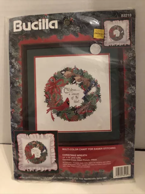 Bucilla Counted Cross Stitch CHRISTMAS WREATH Kit Picture Pillow 83218 Vintage
