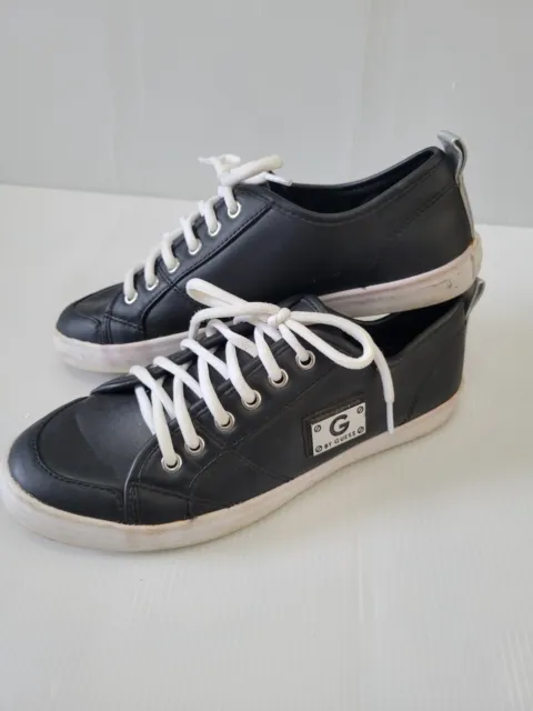 G By Guess Sneakers Women's Size 6 Black Faux Leather Casual Low Rise GG Mallory