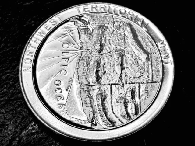 1989 Northwest Territorial Mint 1 Troy oz .999 Fine Silver Round