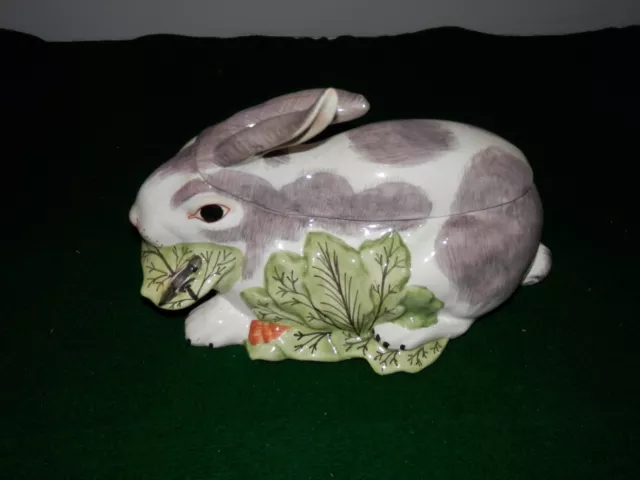 Rare Vintage  Mottahedeh Majolica Bunny Rabbit & Foliage Tureen 9.25"x6"x6.5"