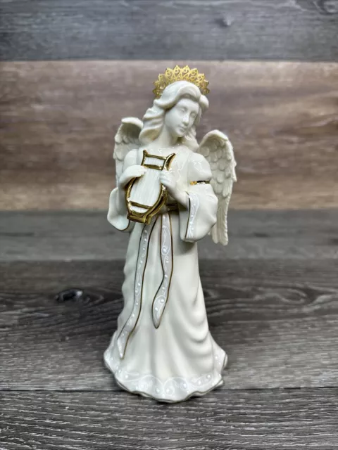 Lenox White Innocence Nativity Angel 7.25" 18.4cm SKU# 791032 American By Design