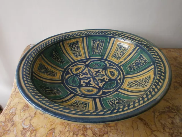 plat , poterie du maroc , berbère, ancien, mahgreb