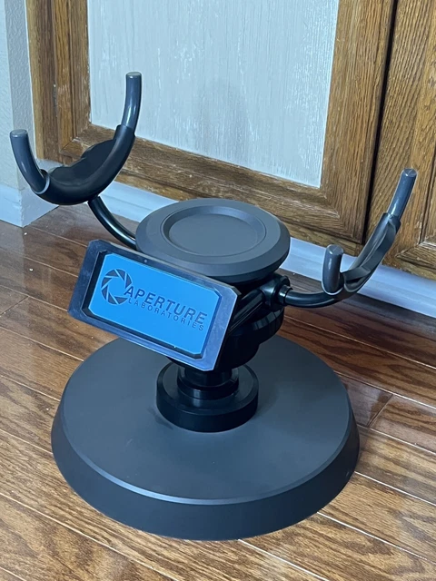 NECA Portal Gun Replica Stand (1 Of 5000) + BROKEN Portal Gun Replica Included