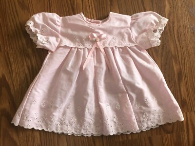 Alexis Vintage 1970s Baby Girls Pink Eyelet Lace Dress Size 6 months
