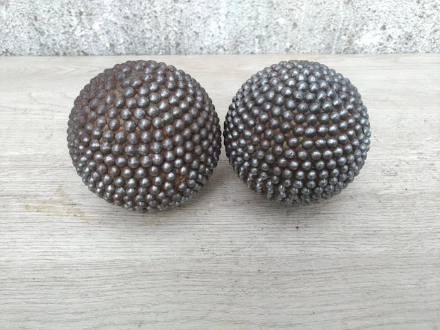 Aiguines (VAR), kleine Ateliers - 2 Boules Cloutées + 1