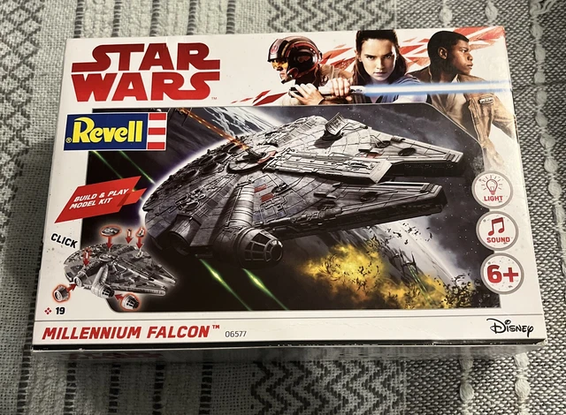 Revell Millennium Falcon Modellbausatz - Mit Licht & Sound Effekten | Star Wars Build & Play