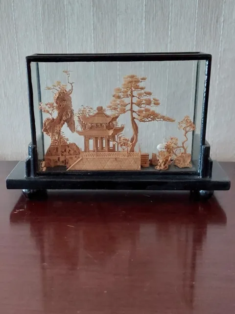 Asiatisches Korkholz Diorama, 3D Hinterglasbild