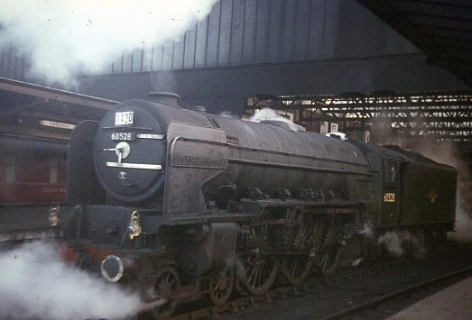 ORIGINAL COLOUR SLIDE of 60528 ER A2 class steam loco £4.99 - PicClick UK