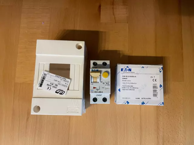 EATON FI/LS-Kombischalter PXK-B13/1N/003-A + Ide Kleinverteiler Gehäuse 4 Teil.