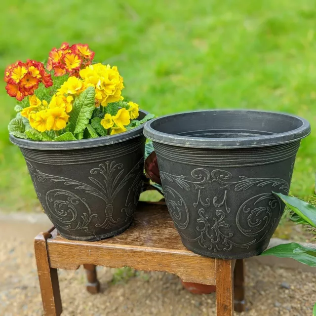 Round Garden Decorative Planter Pot Outdoor Ornate Black Gothic 30cm Plant Pots