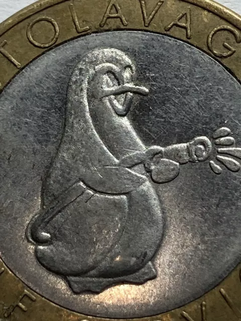 RARE GREEN PENGUIN CAR WASH TOKEN ITALY PENGUINO VERDE #rv1