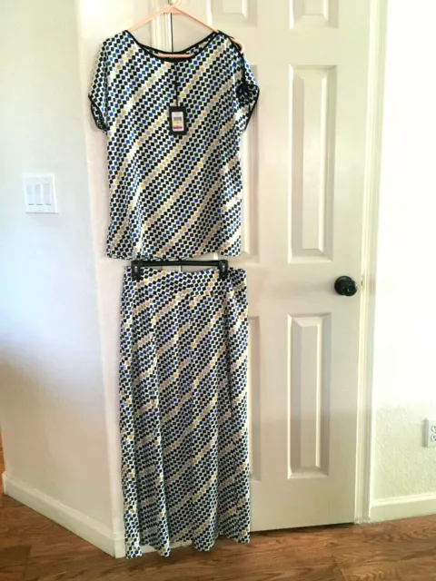 NWT DKNY/City Bloom matching 2 pieces set  top blouse /long skirt printed M