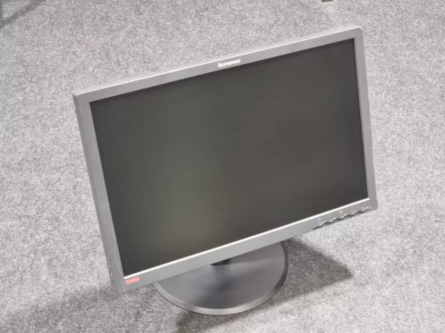 Lenovo Thinkvision L2440P 24'' IPS-Panel LCD Höhenverstellbar Full-HD Monitor