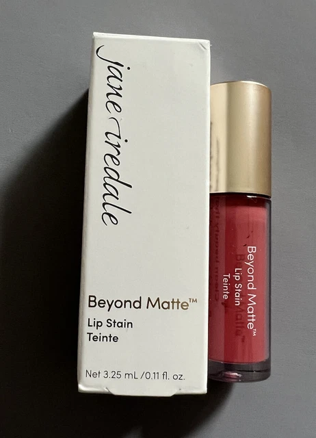 "Mancha labial Jane Iredale Beyond Matte® en "TENTACIÓN" nueva con etiquetas
