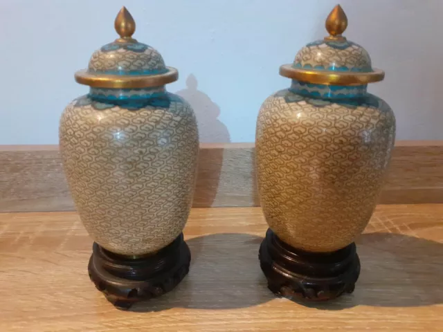 Coppia piccoli Vasi Cinese Cloisonne’ arte orientale XX sec h.16 cm con base  2