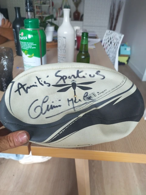 Ballon De Rugby Gilbert ASM Clermont Signé Par Olivier Merle - Bon état